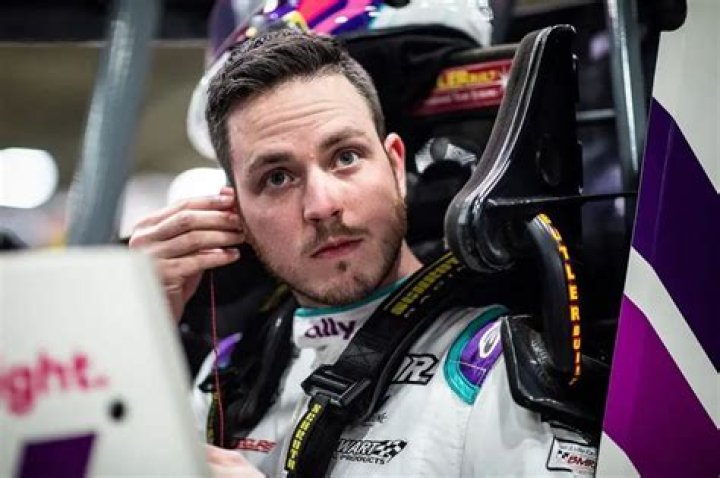 Alex Bowman Height, Weight, Net Worth, Age, Birthday, Wikipedia, Who, Nationality, Biography