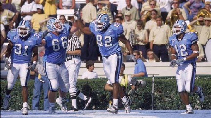 Alge Crumpler Height, Weight, Net Worth, Age, Birthday, Wikipedia, Who, Nationality, Biography