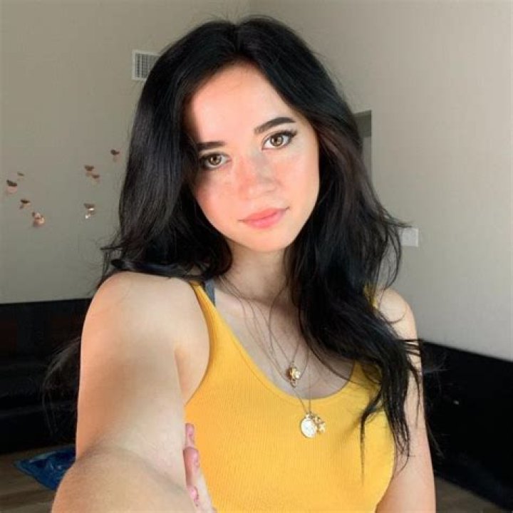 
All About Twitch Streamer – MayaHiga: Age, Height, Boyfriend 