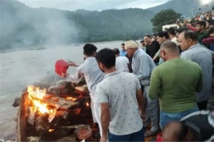 
Ankita murder: Last rites held finally, NH 58 blocked in protest 