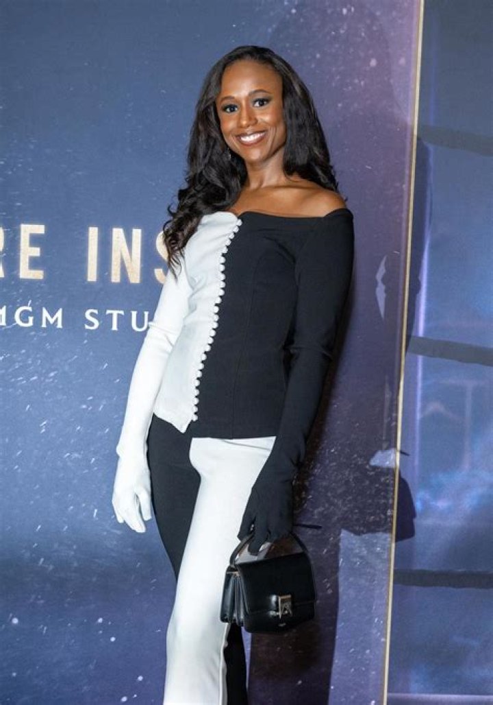 Ashlei Sharpe Chestnut Height, Weight, Net Worth, Age, Birthday, Wikipedia, Who, Nationality, Biography