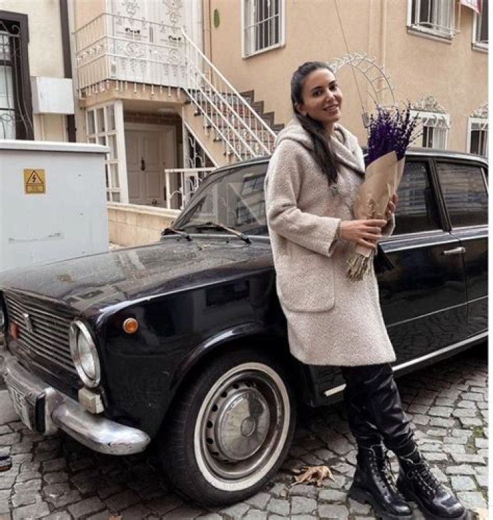 Bahar Arslan Height, Weight, Net Worth, Age, Birthday, Wikipedia, Who, Nationality, Biography