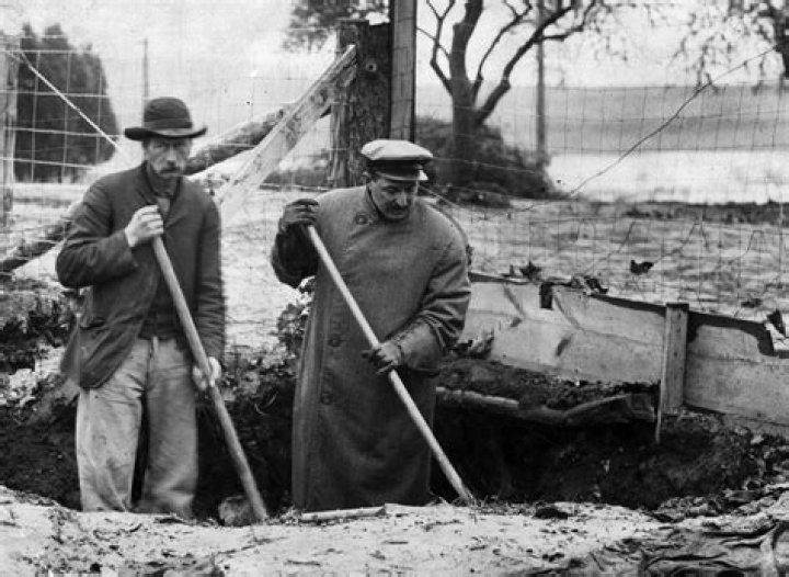 
Belle Gunness Farm: How Many People Did She Bury There? 