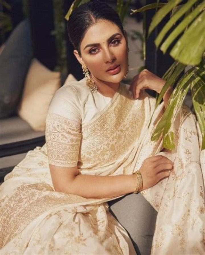 Bhavana (Karthika Menon) Weight, Net Worth, Age, Birthday, Wikipedia, Who, Instagram, Biography