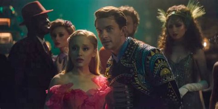 
Bridgerton’s Jonathan Bailey To Be Wicked’s Fiyero 