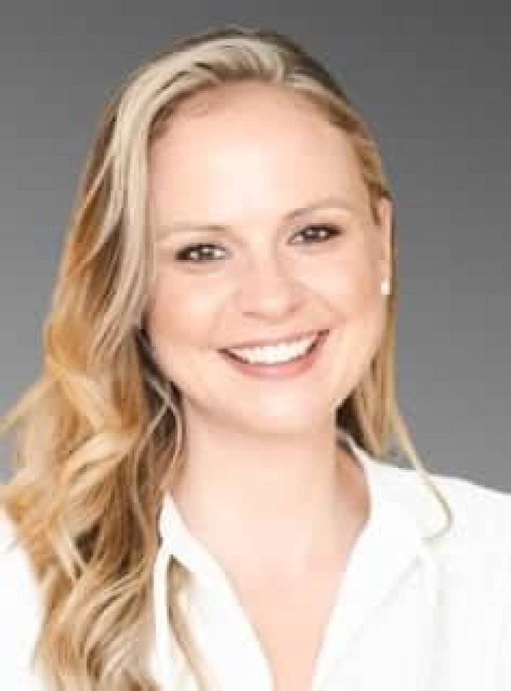 
Christine Heffernan Age, Birthday, Wikipedia, Who, Nationality, Biography 