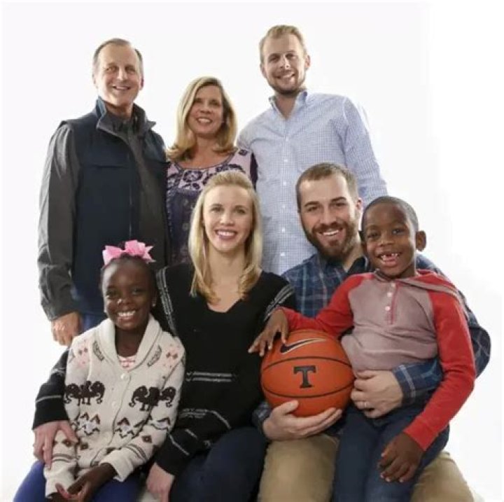Coach Rick Barnes And His Wife Candy Barnes Call Knoxville Their Home