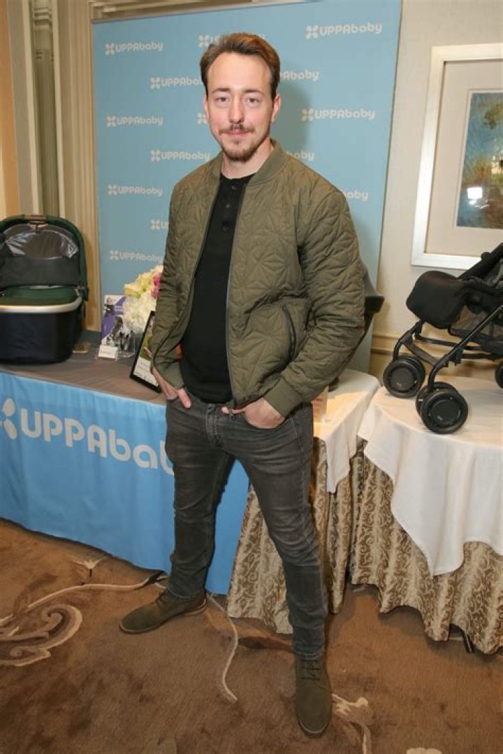 
Coy Rahlmann Height, Weight, Net Worth, Age, Birthday, Wikipedia, Who, Nationality, Biography 