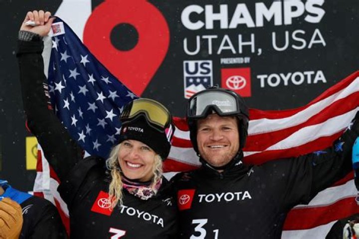 
Does Mick Dierdorff Have A Wife? Married Or Single 