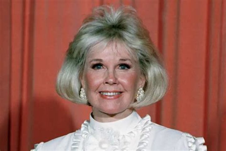 
Doris Day Height, Weight, Net Worth, Age, Birthday, Wikipedia, Who, Nationality, Biography 