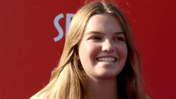 
Emma Marie Height, Weight, Net Worth, Age, Birthday, Wikipedia, Who, Instagram, Biography 