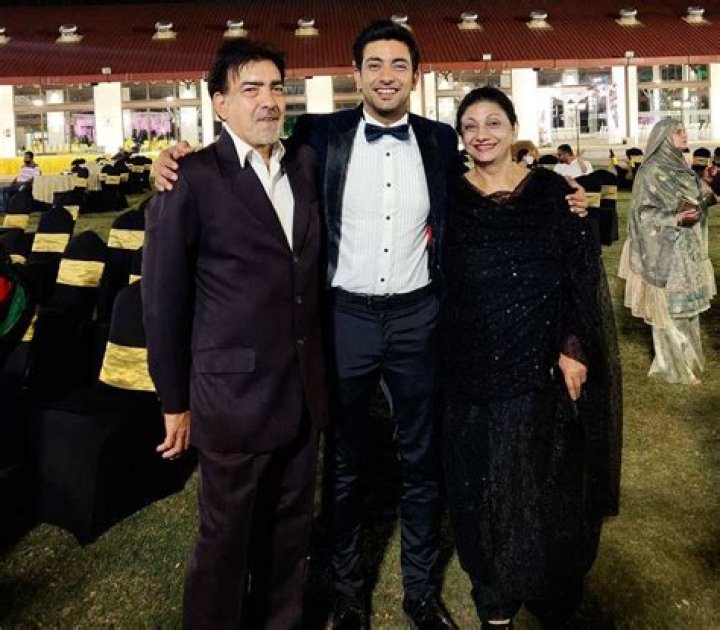 Fahmaan Khan Height, Weight, Net Worth, Age, Birthday, Wikipedia, Who, Nationality, Biography