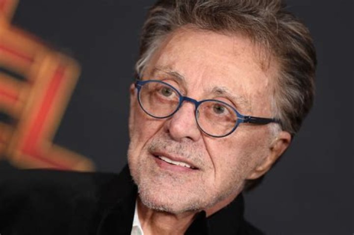 Frankie Valli Height, Weight, Net Worth, Age, Birthday, Wikipedia, Who, Nationality, Biography