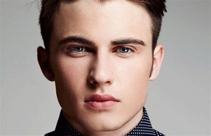 Gunner Burkhardt Height, Weight, Net Worth, Age, Birthday, Wikipedia, Who, Nationality, Biography