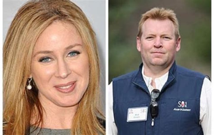 Is Becky Quick Married or Separated? How Much Is Her CNBC Salary and Net Worth?