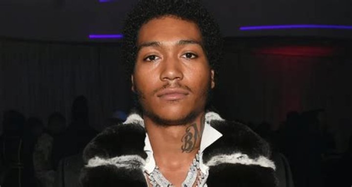 
Is Demetrius Flenory Married to Wife? Or Dating a Girlfriend? 