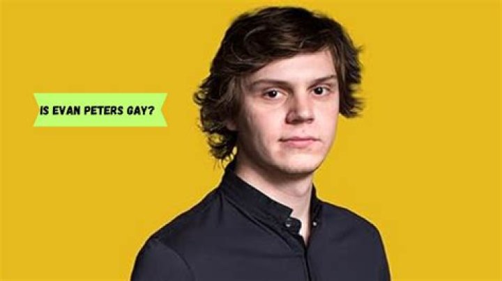 Is Evan Peters Gay? Know More About His Life!