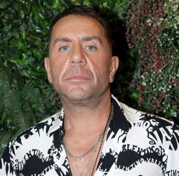 
Is Giorgos Mazonakis Gay? Age, Height, Net Worth 