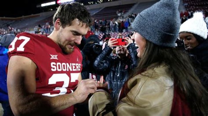 Is Grace Lyons Dating Michael Turk? Her Relationship Timeline Details Explained