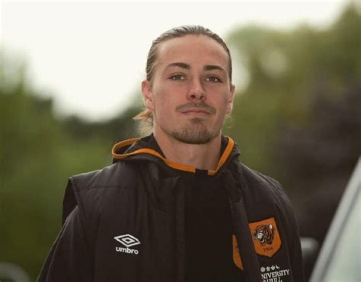 Jackson Irvine Height, Weight, Net Worth, Age, Birthday, Wikipedia, Who, Instagram, Biography
