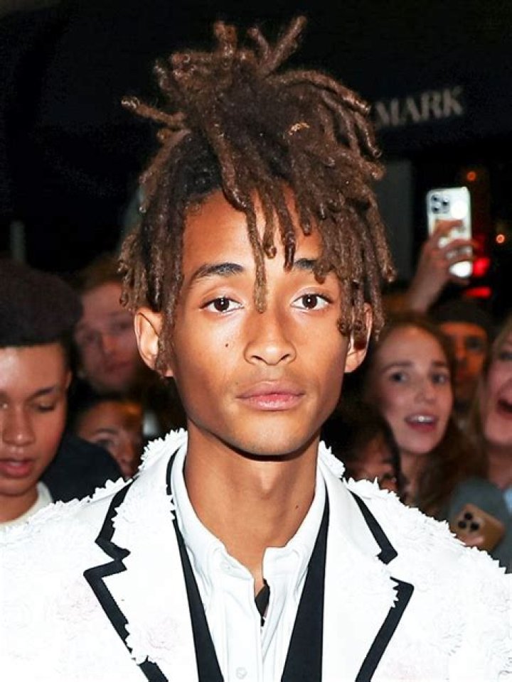 Jaden Smith Doesn’t Have A Wife But His Relationship Status Has Been Confusing For Some Time Now