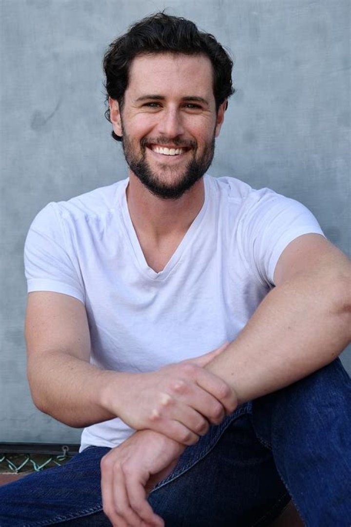 Jake Reiner Height, Weight, Net Worth, Age, Wiki, Who, Instagram, Biography