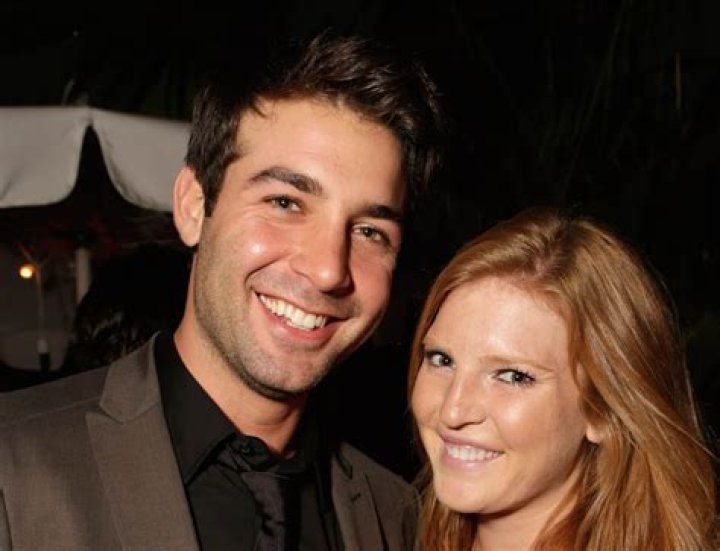 James Wolk is Married to Wife: Elizabeth Jae Byrd. Kids