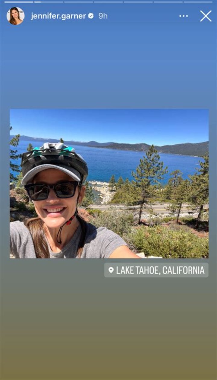
Jennifer Garner Enjoys Weekend In Lake Tahoe As Ex Ben Affleck Weds Jennifer Lopez 