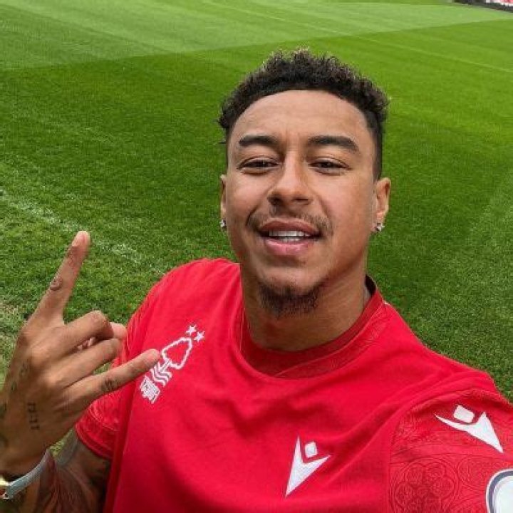 
Jesse Lingard Opened Up About His Difficult Upbringing 