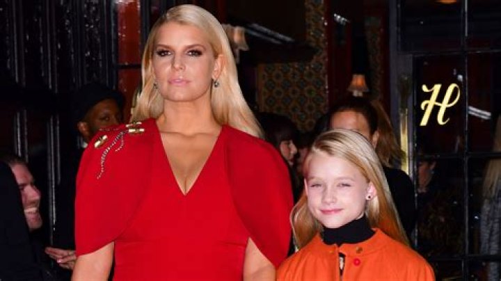 
Jessica Simpson Praises Daughter Maxwell for Giving Back on Christmas: ‘Her Heart Is Beautiful’ 