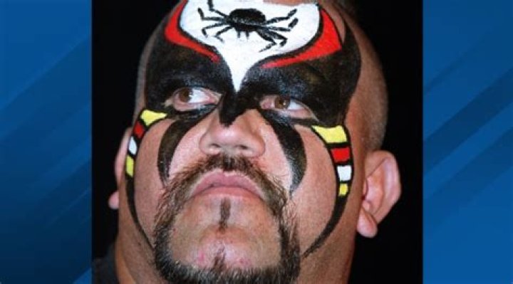 Joe Laurinaitis Height, Weight, Net Worth, Age, Birthday, Wikipedia, Who, Nationality, Biography