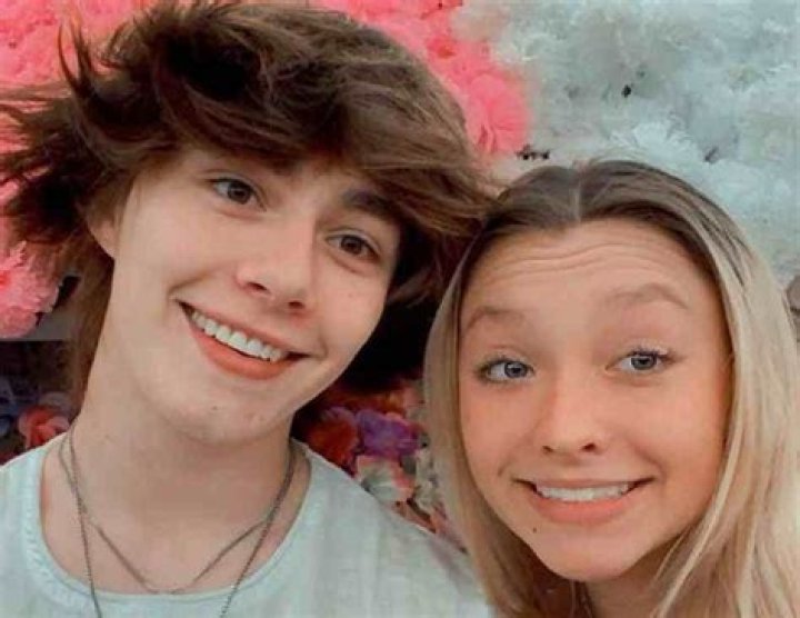 Josh McKenzie Height, Weight, Net Worth, Age, Wiki, Who, Instagram, Biography