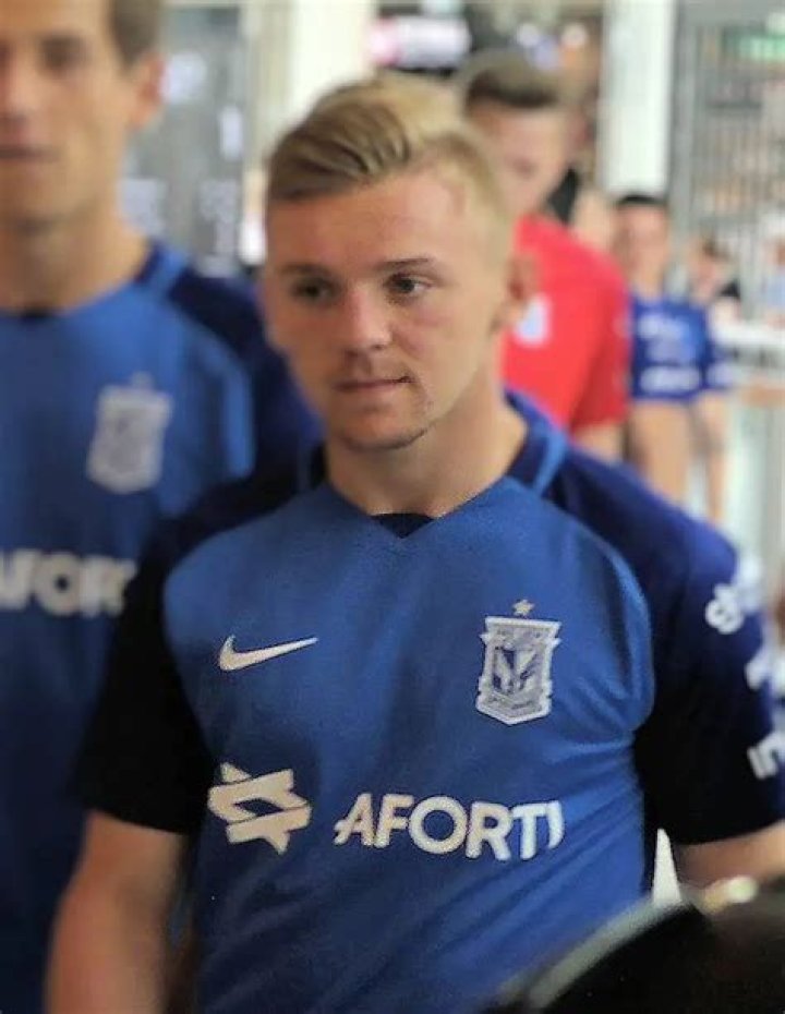 
Kamil Jozwiak Height, Weight, Net Worth, Age, Birthday, Wikipedia, Who, Instagram, Biography 