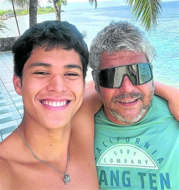 Kyle Echarri | Parents | Father Jose “Joe” Echarri and Mother Marie Paradillo