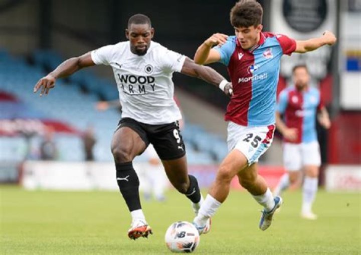 Lee Ndlovu Height, Weight, Net Worth, Age, Birthday, Wikipedia, Who, Nationality, Biography