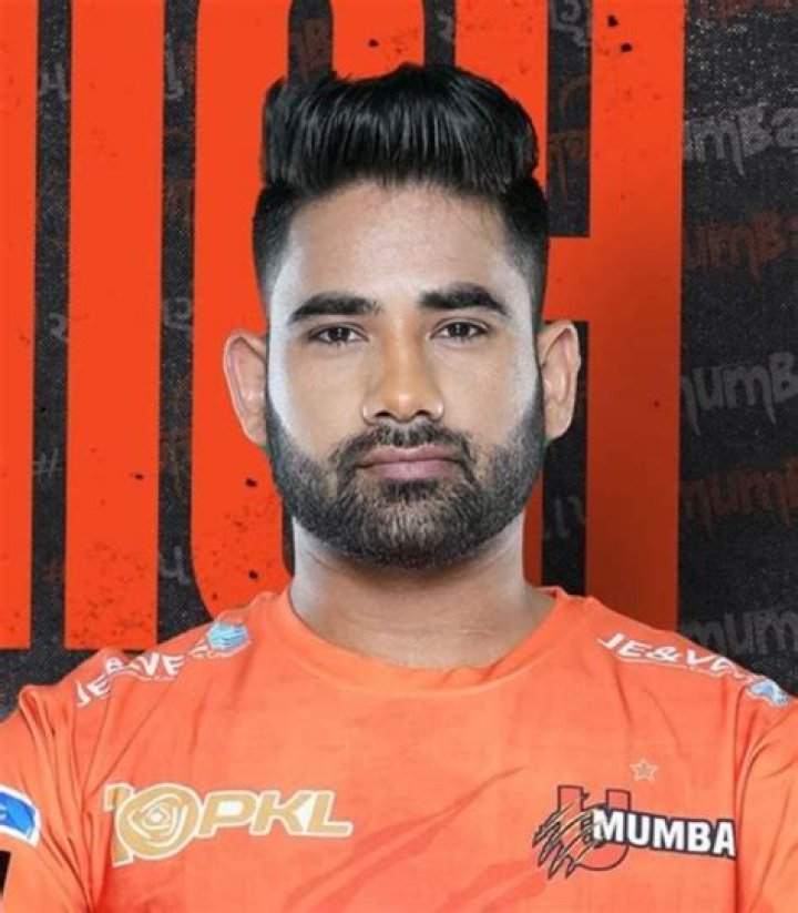 
Mahender Singh Height, Weight, Net Worth, Age, Birthday, Wikipedia, Who, Nationality, Biography 