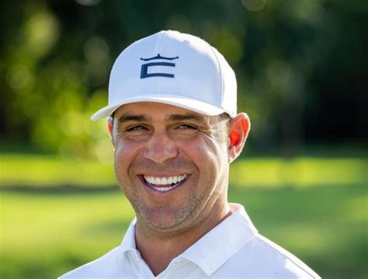 Meet Gary Woodland Parents Dan And Linda Woodland- Explore His Career Earnings