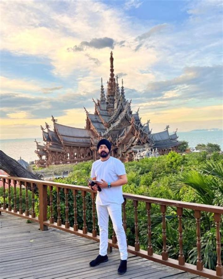 
Navjyot Singh Gurudatta Height, Weight, Net Worth, Age, Birthday, Wikipedia, Who, Instagram, Biography 