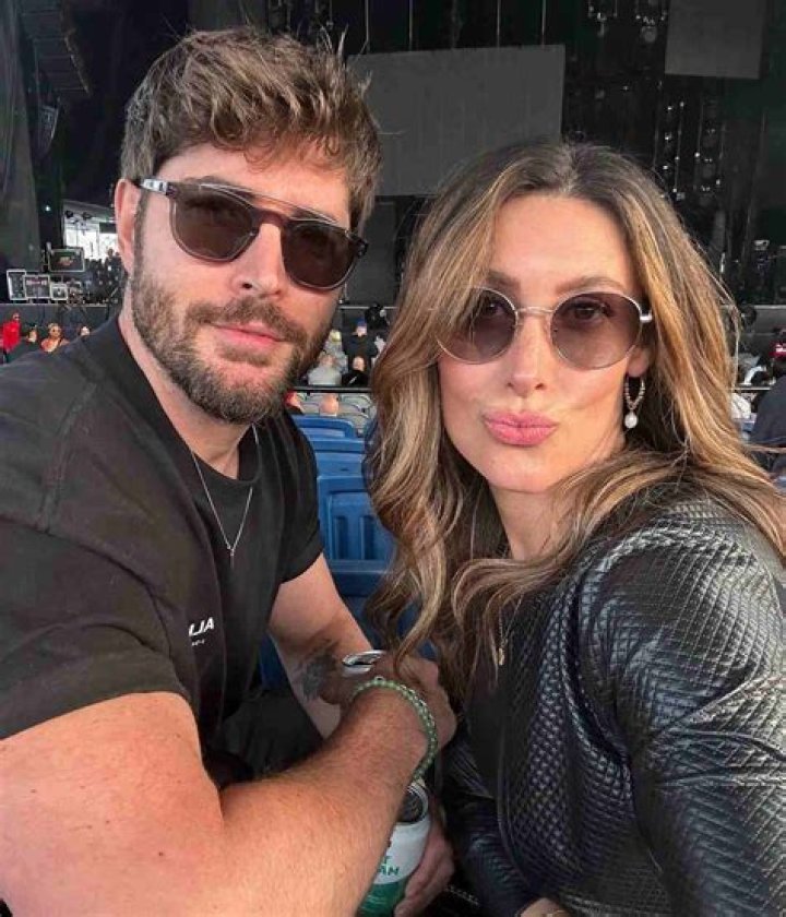 Nick Bateman Height, Weight, Net Worth, Age, Birthday, Wikipedia, Who, Nationality, Biography