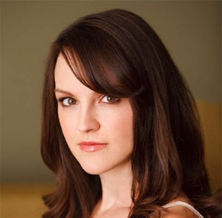 Nikki Mello Obituary And Death News, Age And Wikipedia Bio