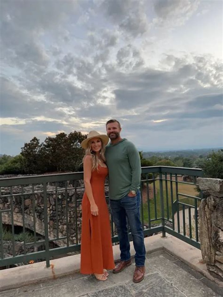 
Noell Jett Height, Weight, Net Worth, Age, Birthday, Wikipedia, Who, Instagram, Biography 