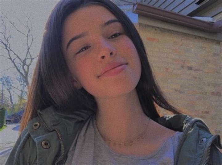 
Notcursednat (TikTok Star) Biography, Age, Boyfriend, Height, Net Worth 