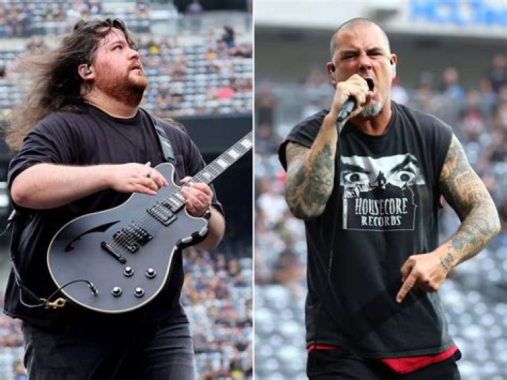 
Phil Anselmo Height, Weight, Net Worth, Age, Birthday, Wikipedia, Who, Instagram, Biography 