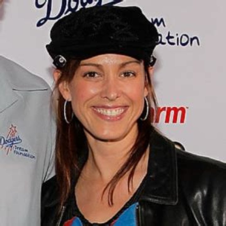 Renee DeRese Height, Weight, Net Worth, Age, Birthday, Wikipedia, Who, Nationality, Biography