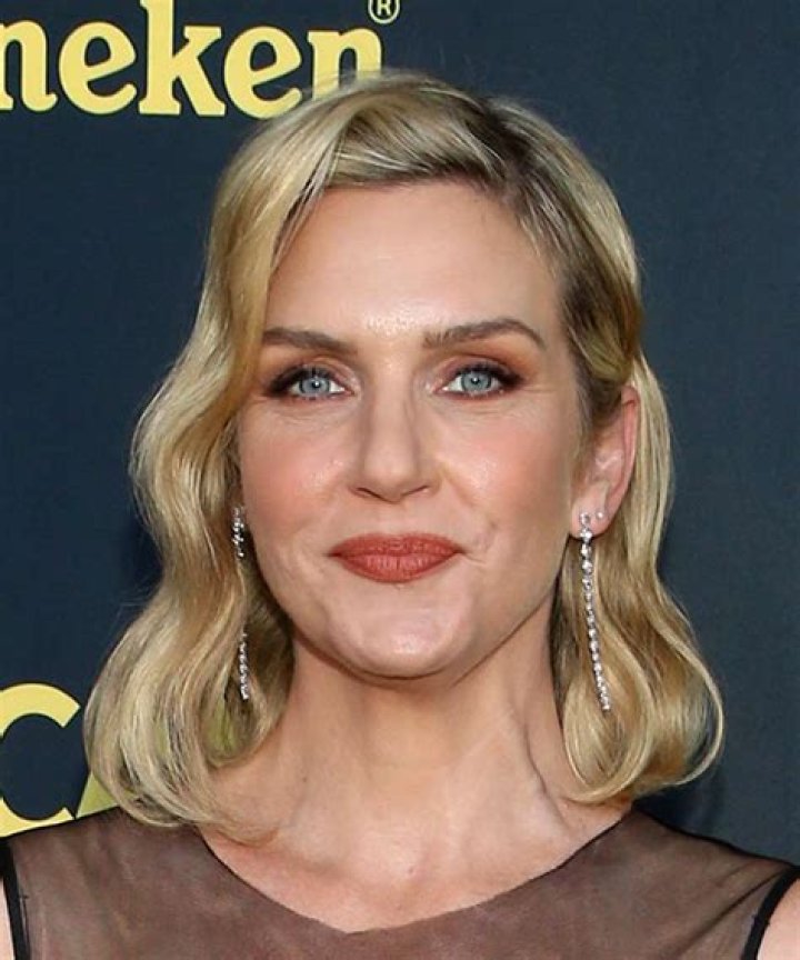 Rhea Seehorn Height, Weight, Net Worth, Age, Birthday, Wikipedia, Who, Instagram, Biography
