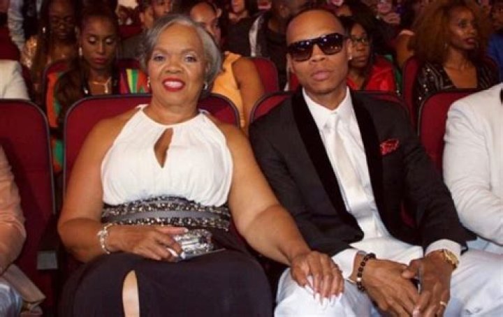 
Ronnie DeVoe Biography: A Look At His Net Worth, Wife and Kids 