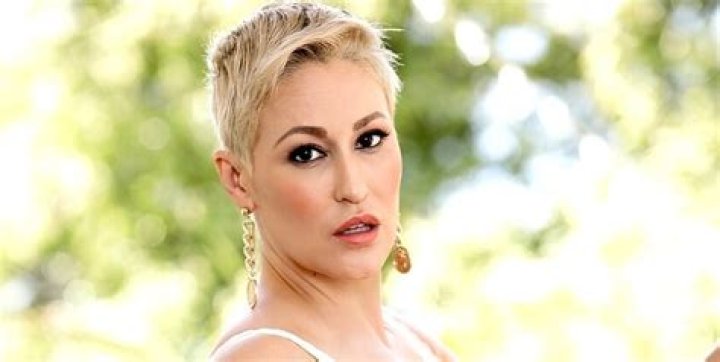 Ryan Keely Height, Weight, Net Worth, Age, Birthday, Wikipedia, Who, Nationality, Biography