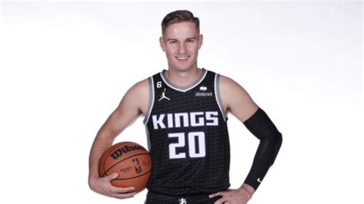 Sam Merrill Height, Weight, Net Worth, Age, Birthday, Wikipedia, Who, Instagram, Biography