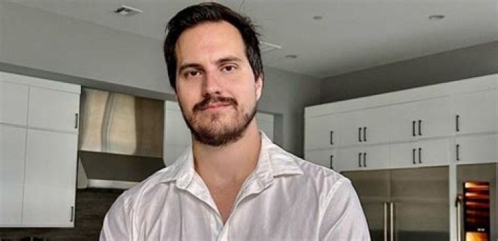 Simon Lefebvre Height, Weight, Net Worth, Age, Birthday, Wikipedia, Who, Nationality, Biography