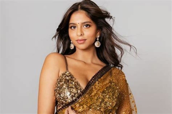 SUHANA KHAN Height, Weight, Net Worth, Age, Birthday, Wikipedia, Who, Nationality, Biography